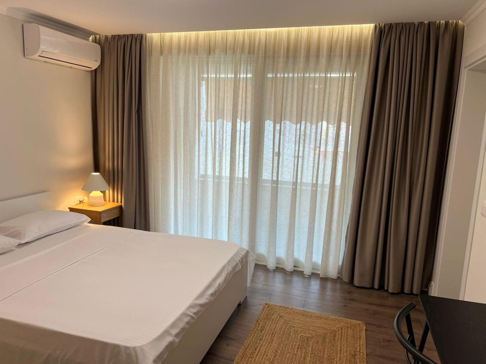 Anna'S Blloku Apartment Тирана Екстериор снимка