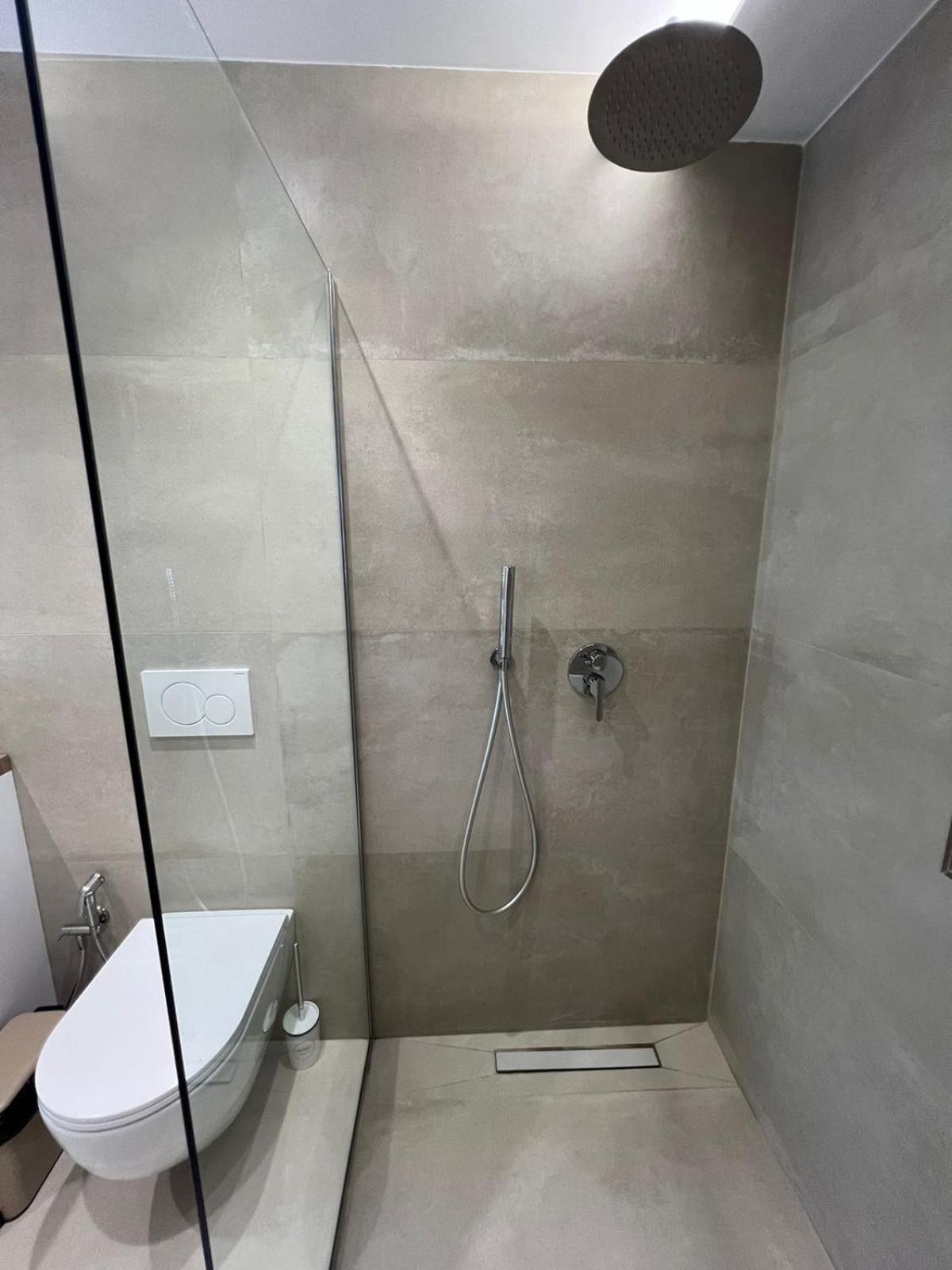 Anna'S Blloku Apartment Тирана Екстериор снимка