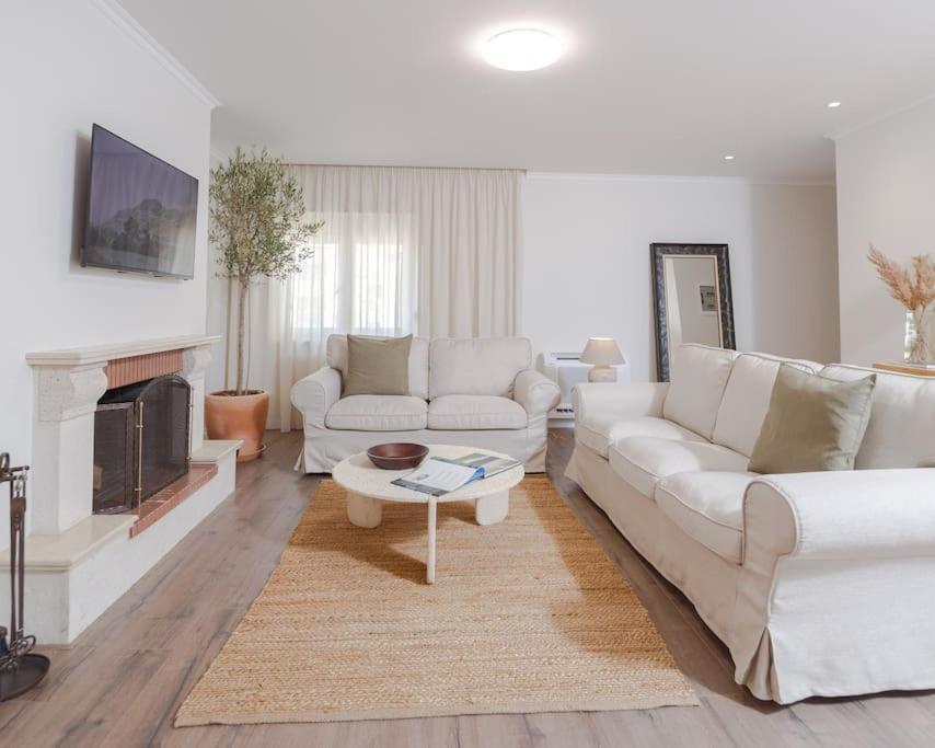 Anna'S Blloku Apartment Тирана Екстериор снимка